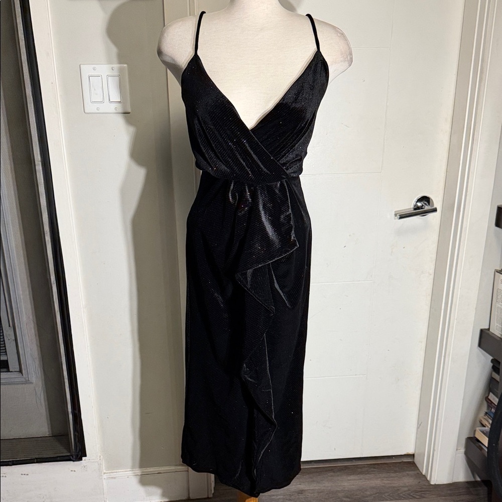 Elegant Black Velvet Wrap Bodycon Dress